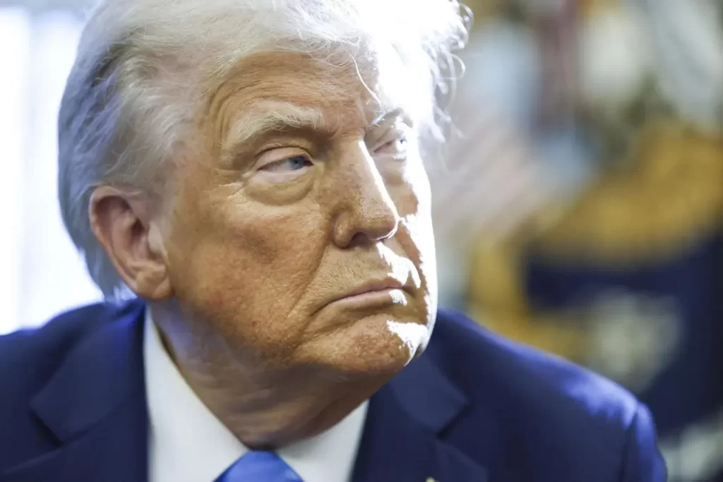 Tensión en la Frontera: Trump Considera Ataques con Drones contra Cárteles Mexicanos