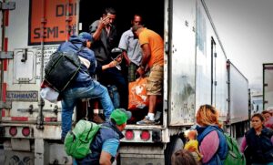 Los Coyotes de Los Ángeles: Caen los Líderes de una Red que Traficó a 20,000 Migrantes entre Muerte, Engaños y Secuestros