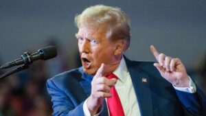 Trump propone deportar y encarcelar a ciudadanos estadounidenses en El Salvador, desatando alarma constitucional
