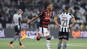 ¡Ecuatoriano Plata Brilla y Anota para Flamengo en Triunfo ante Botafogo!
