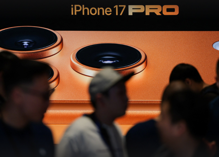 APPLE PROMETE MÁS INVERSIÓN EN CHINA EN MEDIO DE LA TENSIÓN COMERCIAL ENTRE EEUU Y CHINA