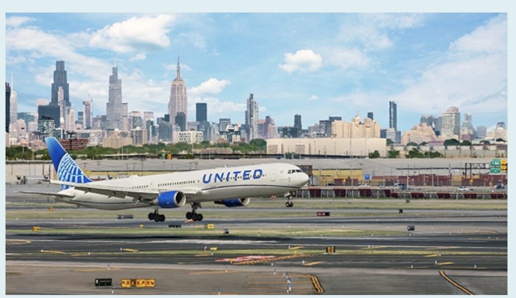 United Airlines contratará a más de 2,500 empleados en el Aeropuerto de Newark como parte de su plan de recuperación