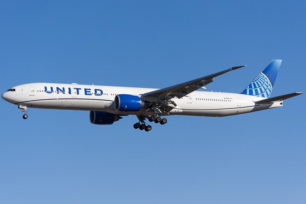 NEWARK NEXUS BROKEN: UNITED AIRLINES FLIGHT SUSPENSIONS SHOCK MAJOR US AND EUROPEAN HUBS