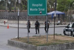 Tension in Guayaquil: Shootout at Monte Sinaí Hospital Causes Material Damage