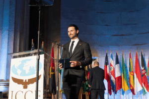 Niels Olsen Receives Teddy Roosevelt International Conservation Award, Elevates Ecuador as a Global Environmental Leader