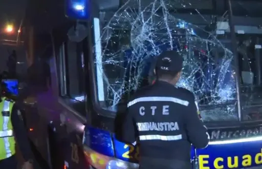 El Puente de la Muerte: Taxista Muere en Accidente con Huida en la Unidad Nacional