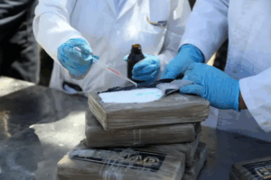 Golpe al narcotráfico: Policía de Ecuador y Guardia Costera de EE.UU. incautan 10 toneladas de droga en altamar