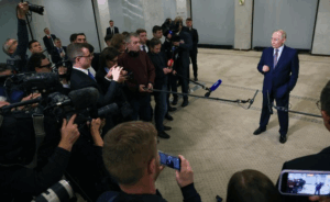 El Kremlin desafía las sanciones de Trump: “Veremos qué pasará en seis meses”