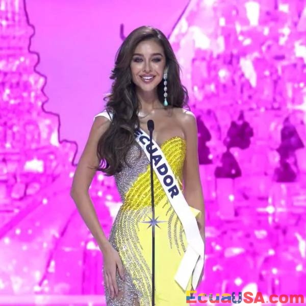 Love Letter on the Runway: Nadia Mejía Honors Venezuelan Queen Dayana Mendoza at Miss Universe 2025