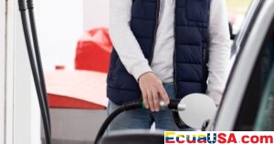 EXTRA AND ECOPAÍS GASOLINE TO ADJUST ON NOVEMBER 12: 10.78% MARGIN FORMULA APPLIED
