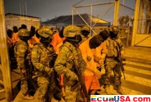 Traslado Masivo a la “Cárcel del Encuentro”: 154 Reclusos de Guayaquil Movidos Bajo Estricto Control