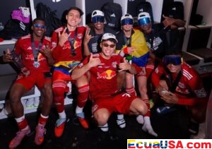 De Esmeraldas a la Gloria en Nueva York: La Corona Histórica de Jair Collahuazo