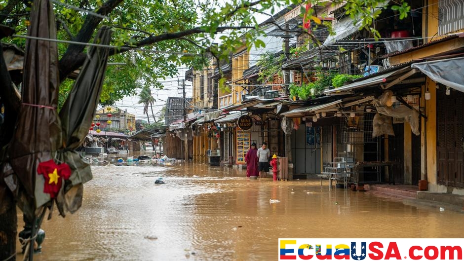 Lluvias torrenciales en Vietnam dejan al menos 41 muertos y miles de casas inundadas