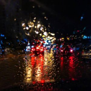 Gray November: Ecuador Faces Rain and High UV Alerts in Highlands and Amazon