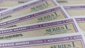 A defesa contra a inflação: Tesouro dos EUA anuncia nova taxa dos I Bonds, mantendo o apelo para poupadores cautelosos