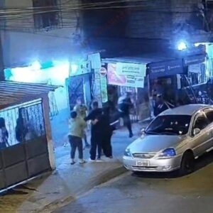 EL GOLPE FATAL: TRAGEDIA EN GUAYAQUIL EXPONE LA DELGADA LÍNEA ENTRE INTERVENCIÓN Y FUERZA EXCESIVA