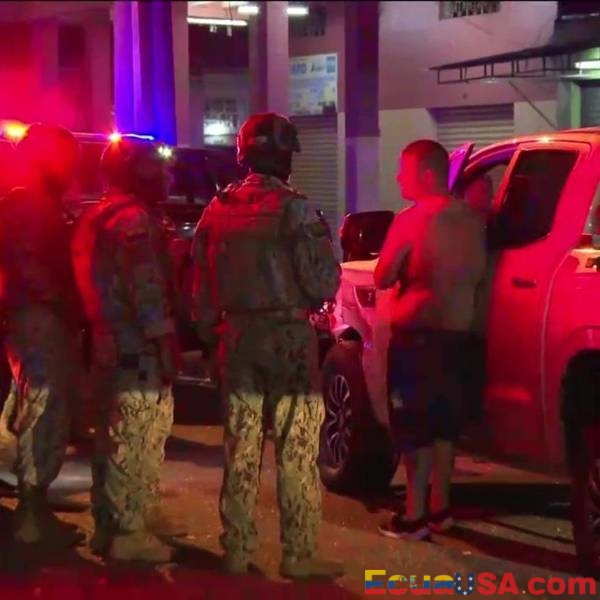 FUGA A TODA VELOCIDAD: LA PAREJA QUE DESAFIÓ AL EJÉRCITO Y CHOCÓ TRES AUTOS EN GUAYAQUIL