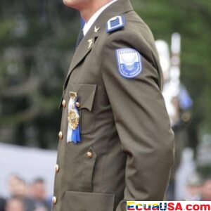 HERO'S FINAL STAND: ECUADORIAN POLICE OFFICER MURDERED OFF-DUTY AFTER INTERVENING IN QUITO ROBBERY