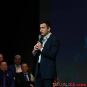 Noboa Sheds the Presidential Mantle: Strategic Leave to Defend the “Yes” Vote in the Mother of All Consultations