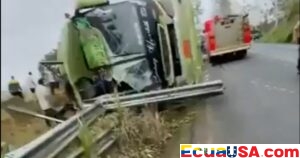 Tragedy in Chone: Death Toll Rises to 10 After Interprovincial Bus Overturn