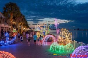 A Bay of Electric Dreams: Pensacola’s Seven-Week Holiday Transformation
