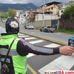 Lunes de Restricción: El Pico y Placa de Quito Pone el Tráfico Bajo la Lupa