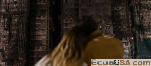 El Incendio en Hong Kong Deja 83 Muertos y Cientos Desaparecidos