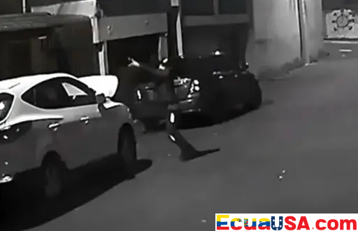 Tarde Tranquila, Amenaza Súbita: Robo de Piezas de Automóvil en Quito