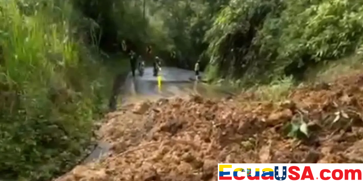 Critical Road Closed: Massive Landslide Isolates El Chaco and San Luis in Napo