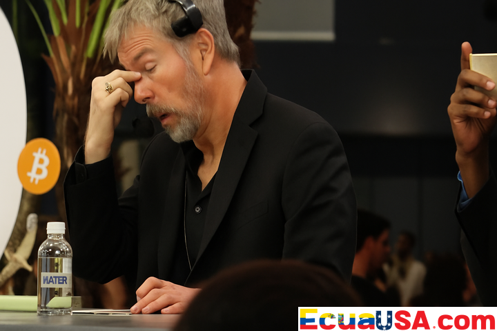 A Billion-Dollar Gamble and a European Shift: MicroStrategy Raises US$715 Million to Buy More Bitcoin