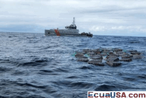 Operación en Alta Mar: La Guardia Costera de EE. UU. Confisca Toneladas de Drogas y Golpea Red de Tráfico Global