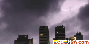 Dualidad Climática: La Amazonía Bajo Tormentas Mientras la Sierra Arde Bajo UV Extremo