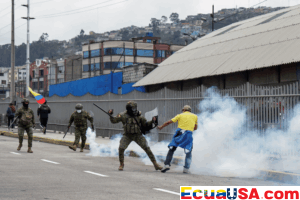 Protestas indígenas se intensifican tras represión gubernamental por eliminación de subsidios al diésel