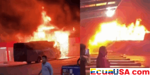 Inferno in Milagro: Bus Erupts in Flames at Terminal, Passengers Flee Fiery Nightmare