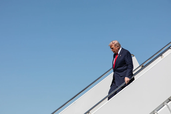 Campaña de Trump se Impulsa Frente a Rechazo Judicial de Amplia Inmunidad