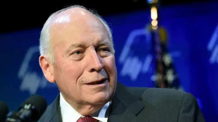 DICK CHENEY, INFLUYENTE VICEPRESIDENTE DE EE.UU. Y ARQUITECTO DE LA “GUERRA CONTRA EL TERROR”, MUERE A LOS 84 AÑOS