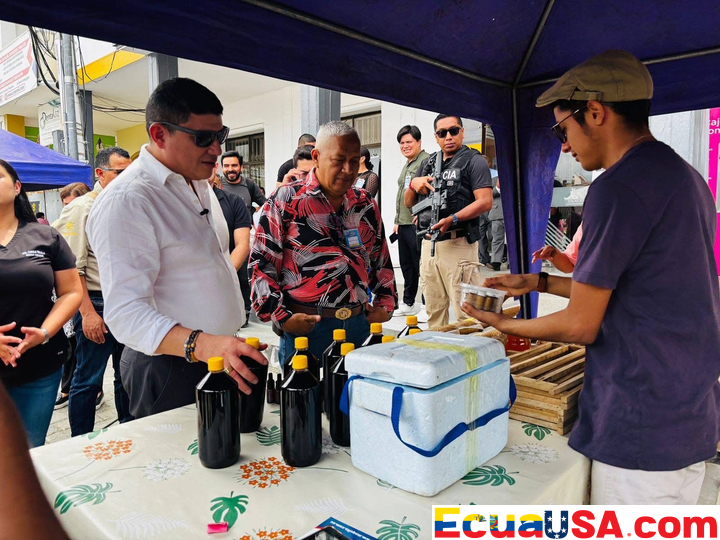 Productores de todo Ecuador revitalizan la apicultura en el Tercer Tour Internacional de Apicultura