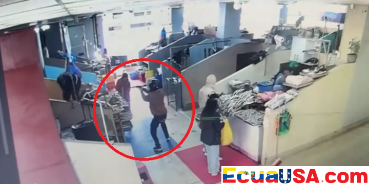 EJECUCIÓN A PLENA LUZ DEL DÍA: MADRE Y HIJA ASESINADAS EN EL MERCADO DE AZOGUES
