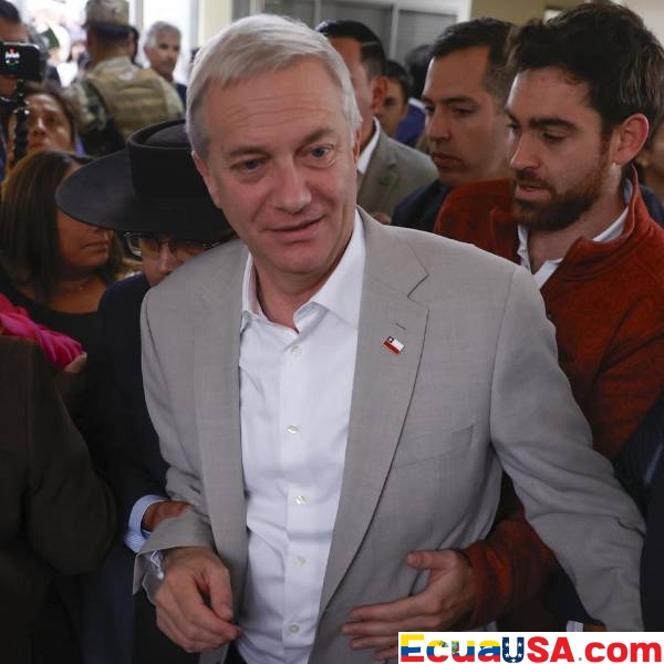 Chile da un Giro Pronunciado: La Victoria de Kast Redefine el Camino Político del País