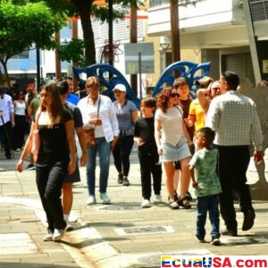 Panama Street on Edge: From Worn Blocks to Renewal – A Guayaquil Chronicle