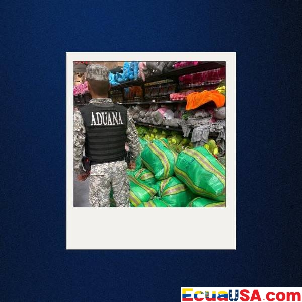 “Toys in the Shadows: Authorities Seize Illegal Goods in Quiet Quito Warehouse”