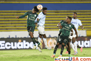 Sin Goles y Sin Ganador: La Noche en que Universidad Católica y Orense se Anularon