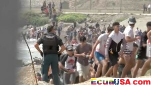 50.000 personas cruzaron Ceuta en 48 horas — y la crisis más grande de la historia de la UE se convirtió en combustible para las conspiraciones más delirantes del mundo