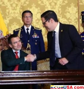 Noboa lleva nueve meses sin portavoz oficial y lo resuelve con el hombre que acumula más cargos de todo el gabinete: quién es José Julio Neira