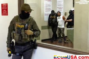 Un tribunal federal bloqueó el programa por el que el IRS ya compartió ilegalmente 47.000 expedientes de contribuyentes con el ICE — y el gobierno lleva el caso paralelo sobre ciudadanía al Tribunal Supremo